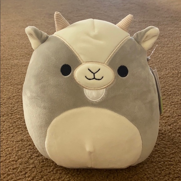 Kelly Toys Other - NWT 8” Walker Goat Squishmallow